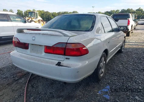 1998 Honda Accord Ex V6 z USA, uszkodzony, nr VIN 1HGCG1652WA013127